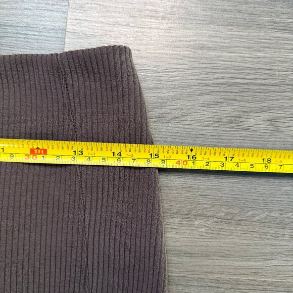 Lululemon Women's Ribbed Softstreme Zip-Leg High-Rise Cropped Pant - Brown - Picture 7 of 9